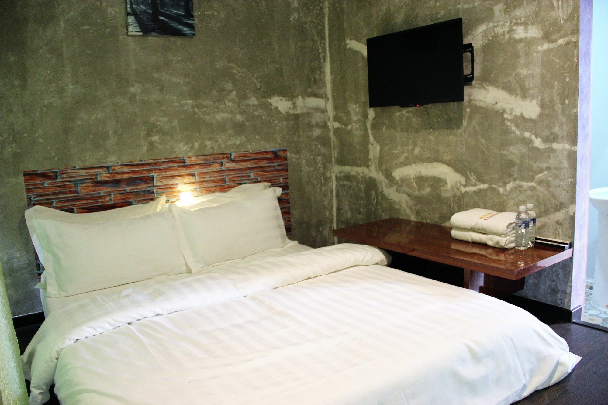 Oyo 1119 Memoire Express Hotel Kuching Exterior foto